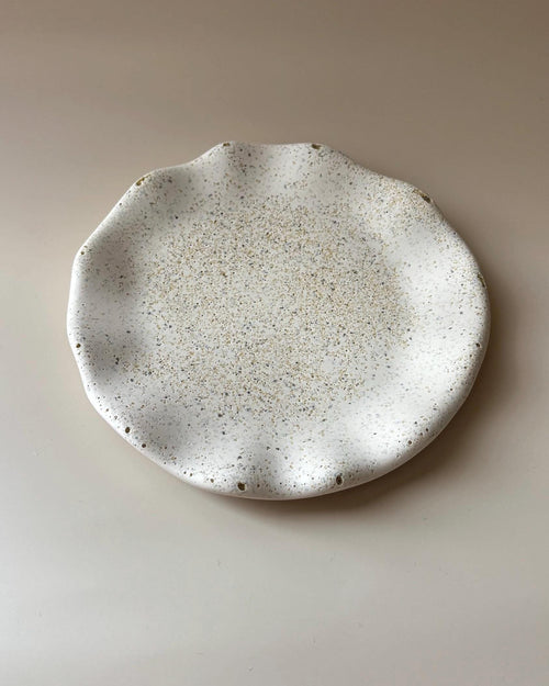 Bandeja Decorativa Redonda Ondulada de Jesmonite | Bandeja para Joyas | Vaciabolsillos | Decoración Minimalista