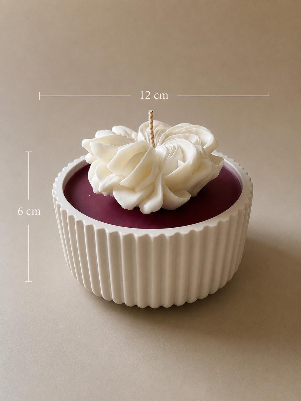 Vela Floral en Vaso de Jesmonite | Vela de Cera de Soja y Coco | Decoración Minimalista