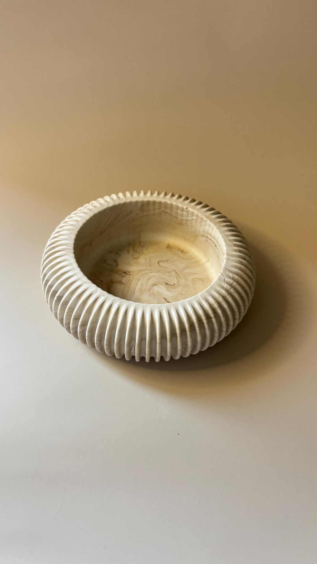 Cuenco decorativo de Jesmonite | Vaciabolsillos artesanal | Organizador de joyas | Efecto mármol | Decoración minimalista