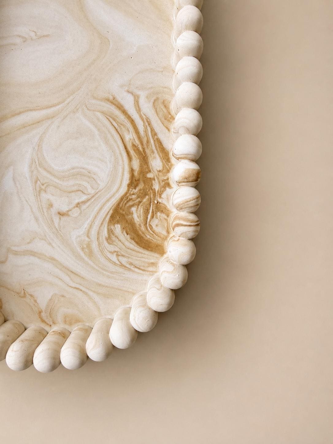 Bandeja Ovalada con Borde de Cuentas | Organizador para Joyas | Vaciabolsillos | Decoración Minimalista
