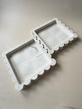Bandeja Cuadrada con Borde Ondulado | Bandeja para Joyas | Vaciabolsillos | Decoración Minimalista