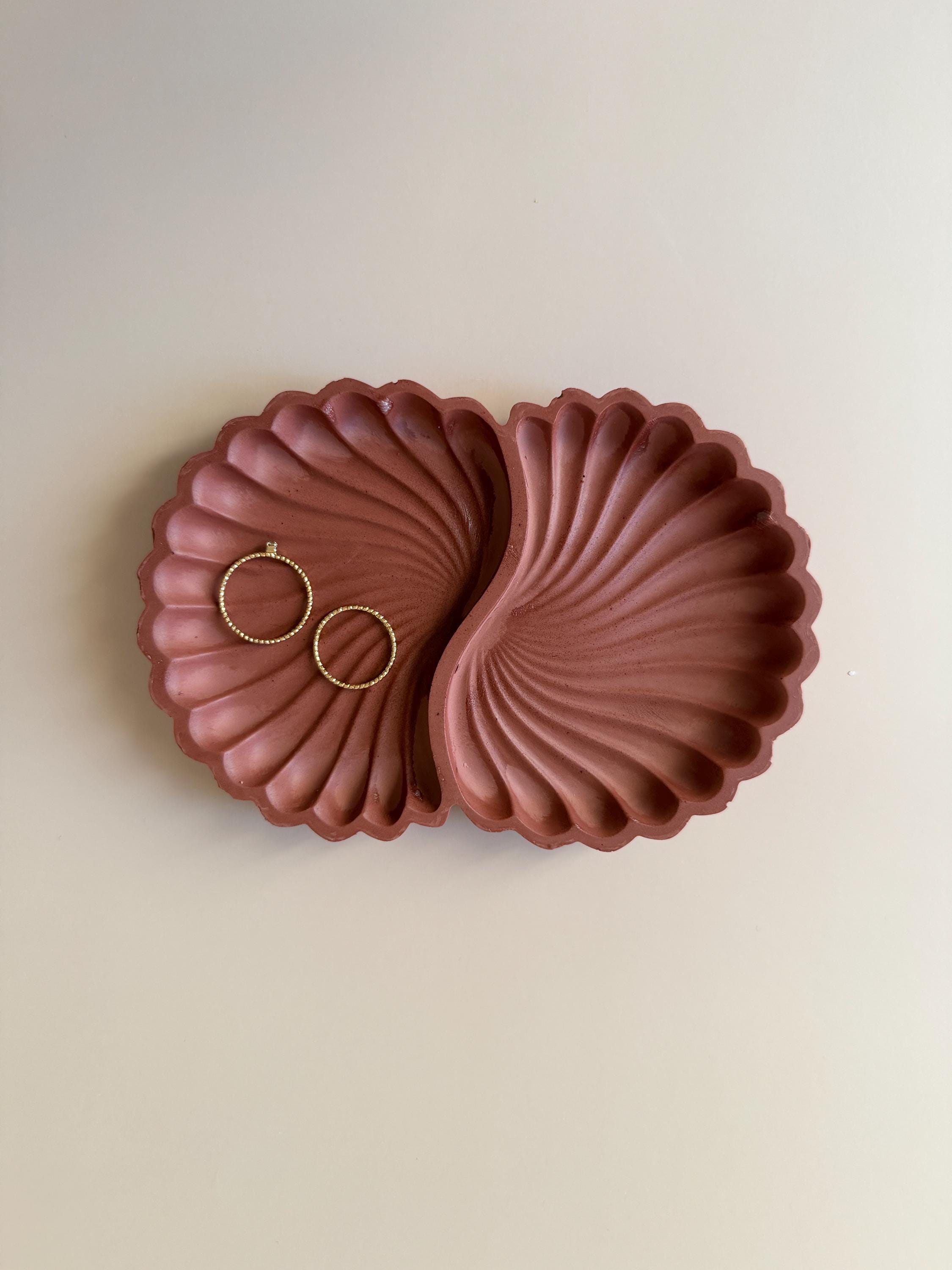 Bandeja Concha de Jesmonite | Bandeja para Joyas | Vaciabolsillos | Decoración Minimalista