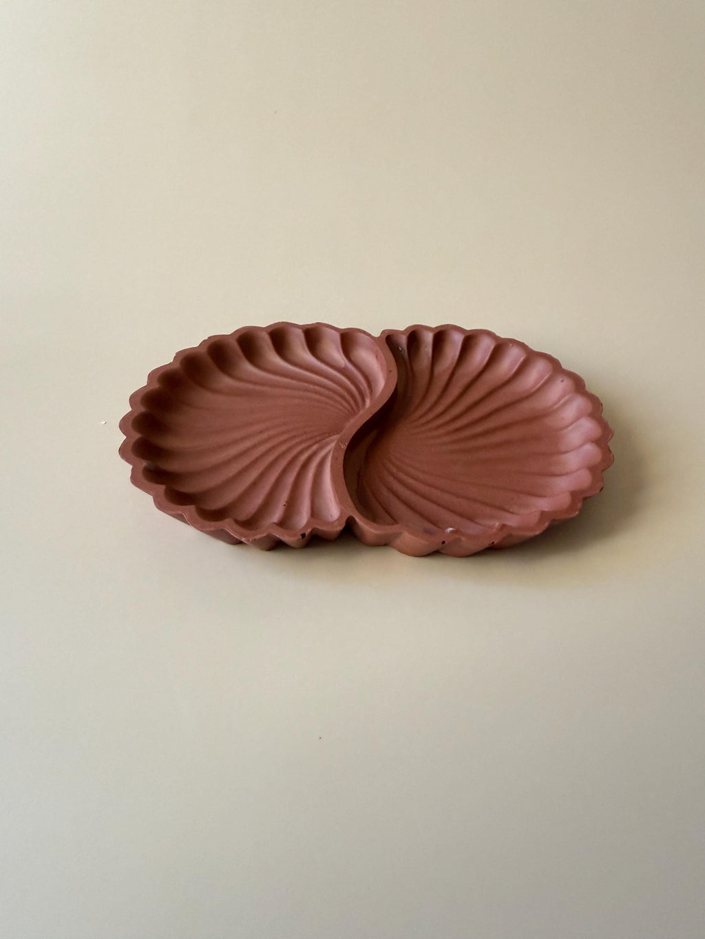 Bandeja Concha de Jesmonite | Bandeja para Joyas | Vaciabolsillos | Decoración Minimalista