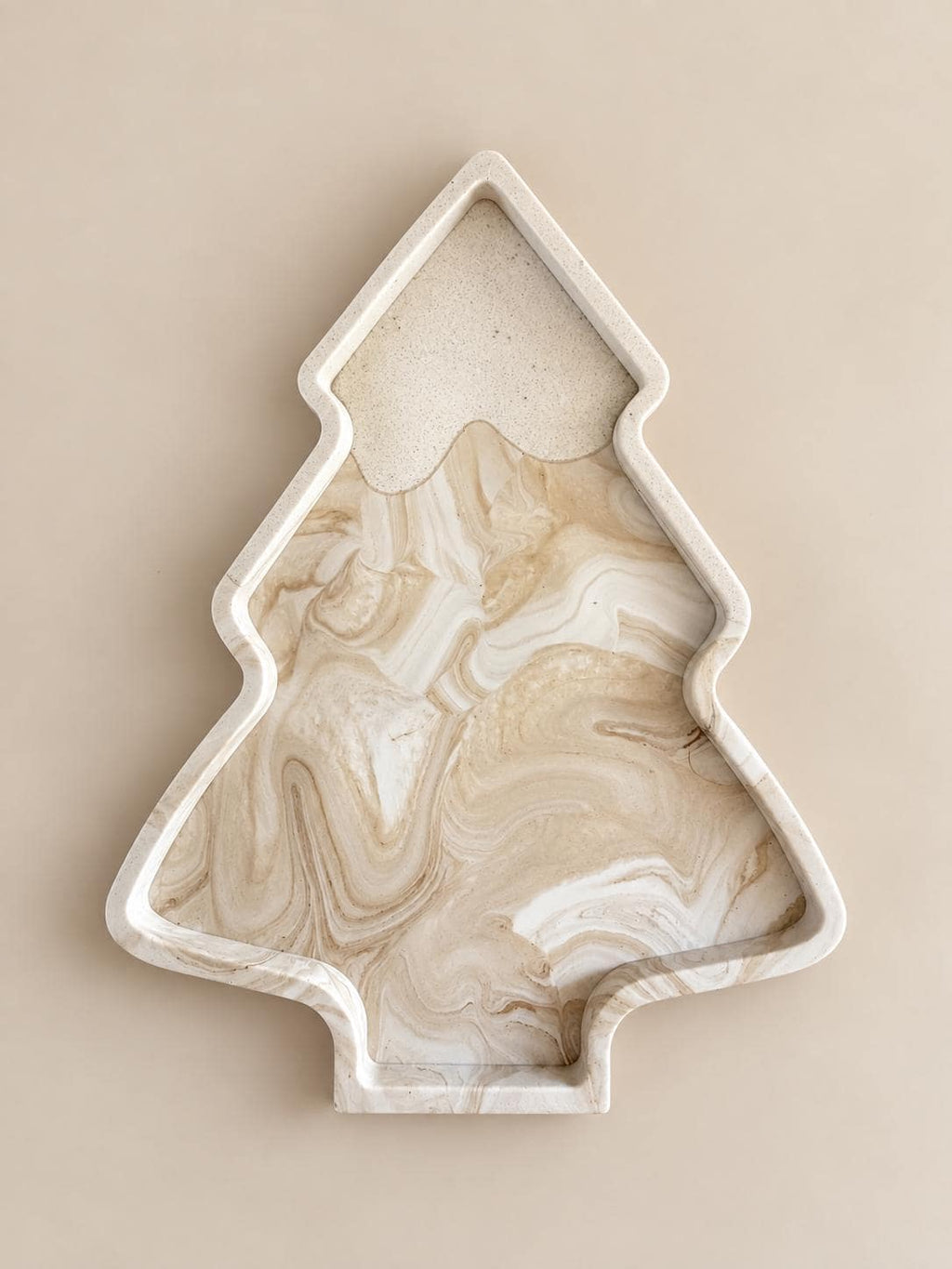 KERST | Bandeja de Jesmonite en forma de árbol de Navidad